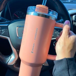COPY - BRAND NEW!!!  SUPER RARE!!  Stanley x Starbucks 40oz coral colored trave…
